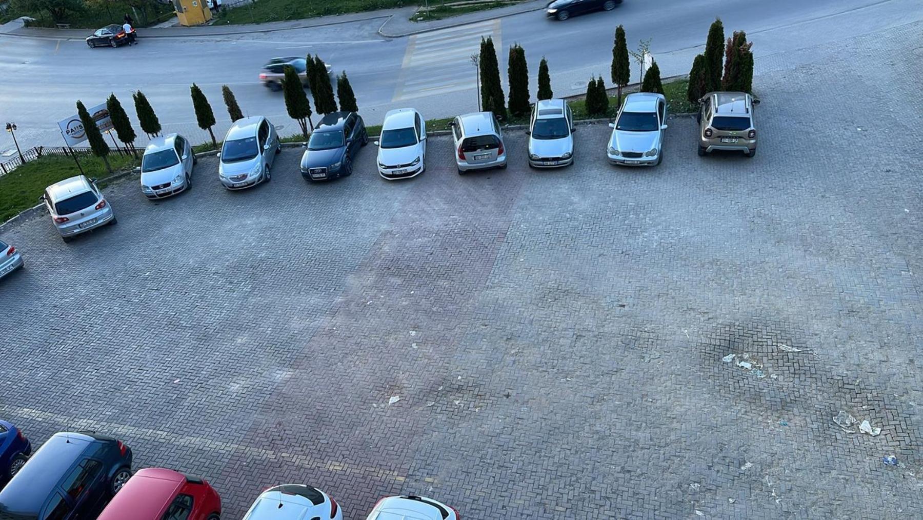 Gray Apartment 1 פרישטינה מראה חיצוני תמונה